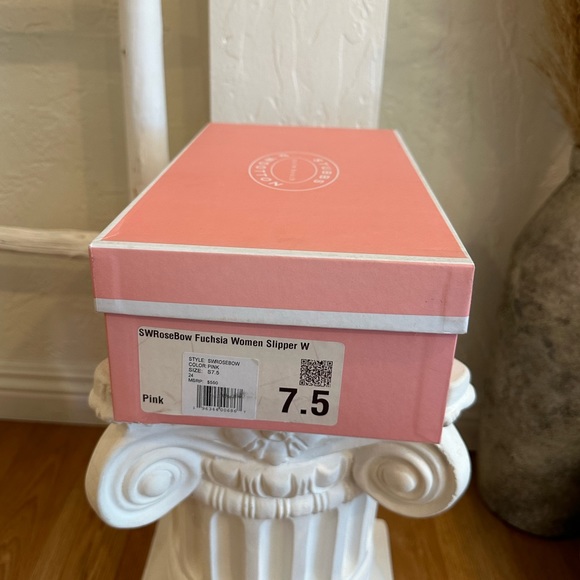 LoveShackFancy x Stubbs and Wootton Rose Bow Slipper in Fuchsia Pink Velvet - Picture 14 of 15